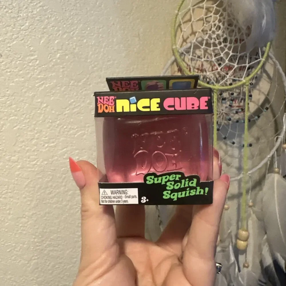 Needoh Nice Cube New In Box. Squishy Fun In Pink! Viral Squish Factory Sealed!!